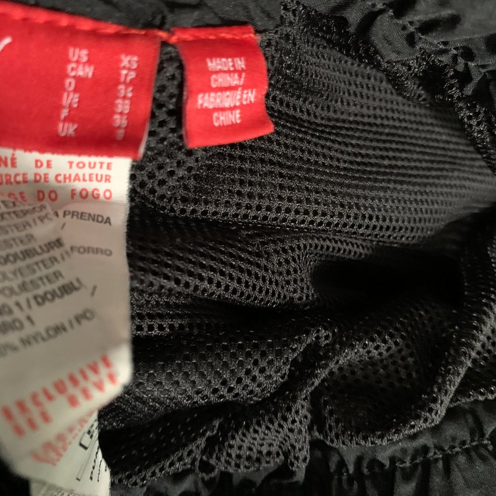 Puma Men's Extra Small Wind pants - Picture 4 of 4